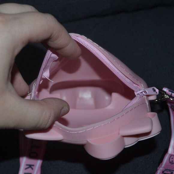 Mini Hello Kitty Pink Crossbody Bag Gift Set Bundle - Picture 7 of 11